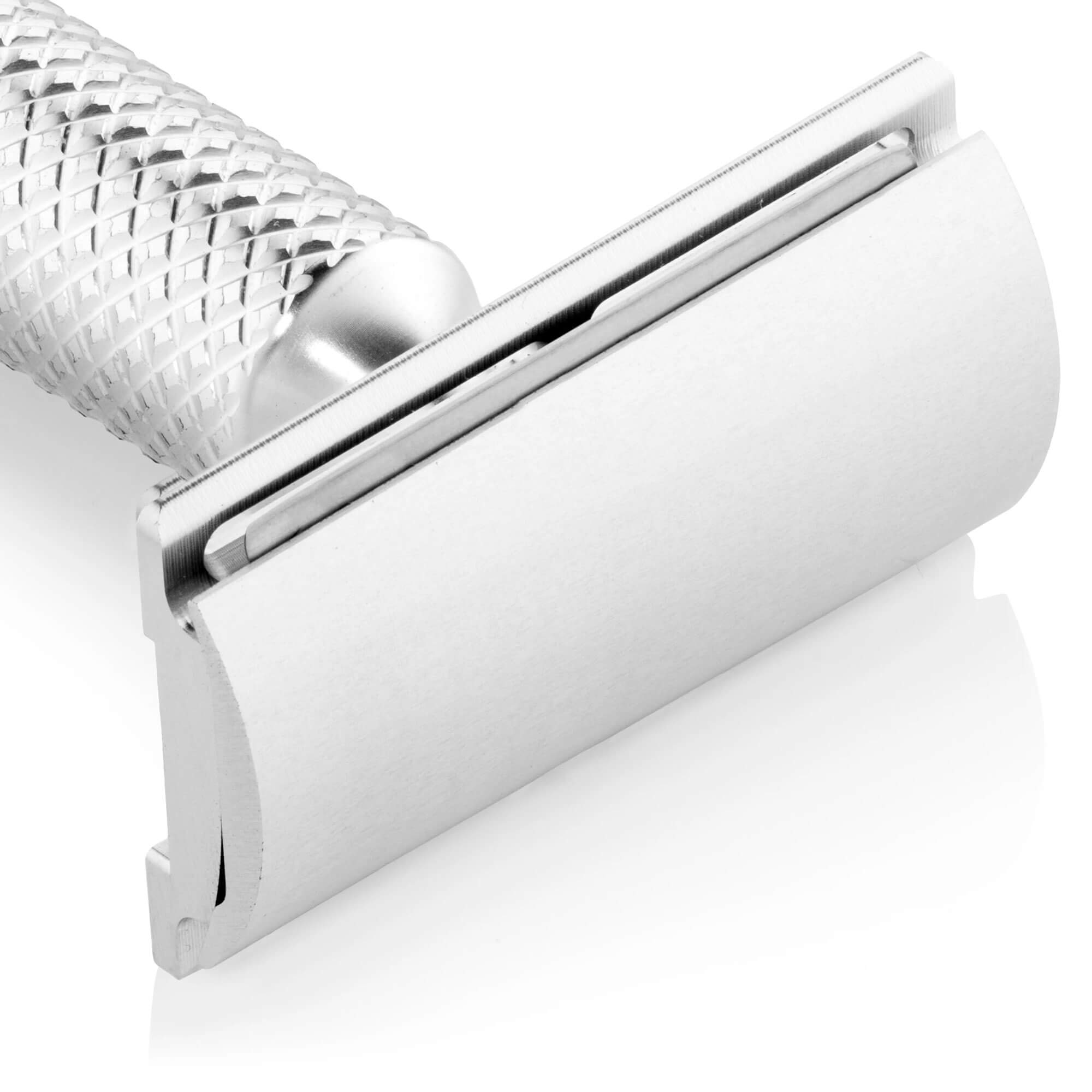 Timeless Aluminium Slant Razor Set